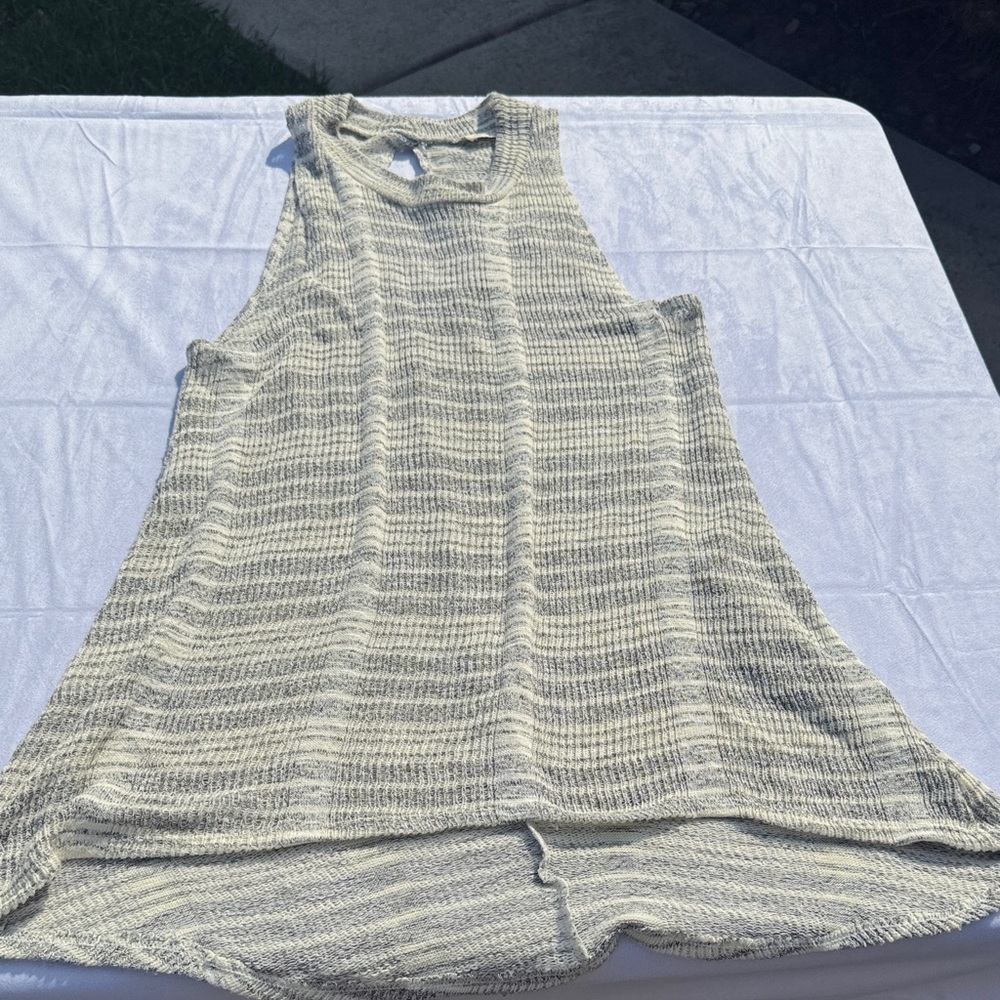 Striped Sleeveless Knit Top